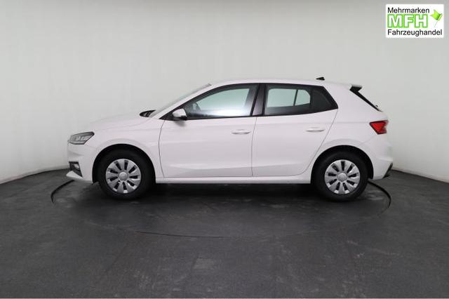 Skoda Fabia Essence (Essence) 1.0 TSI 70kW (95 PS) 5-Gang Schaltgetriebe 