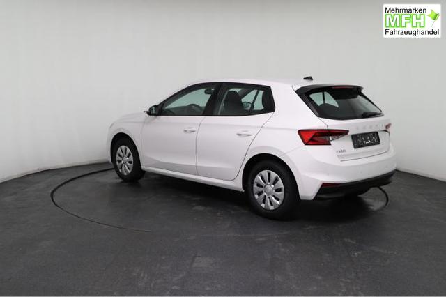 Skoda Fabia Essence (Essence) 1.0 TSI 70kW (95 PS) 5-Gang Schaltgetriebe 