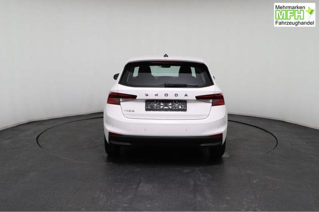 Skoda Fabia Essence (Essence) 1.0 TSI 70kW (95 PS) 5-Gang Schaltgetriebe 