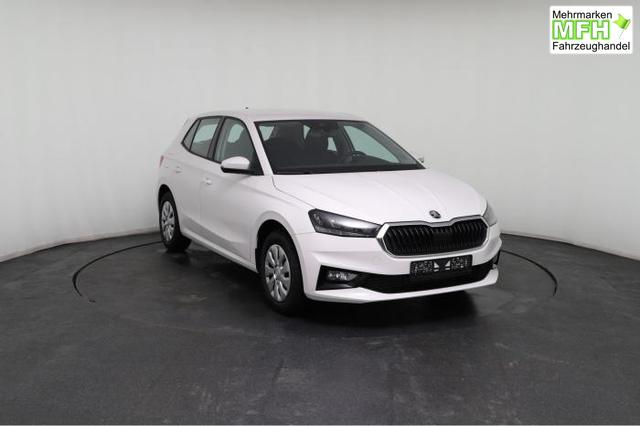 Skoda Fabia Essence (Essence) 1.0 TSI 70kW (95 PS) 5-Gang Schaltgetriebe 