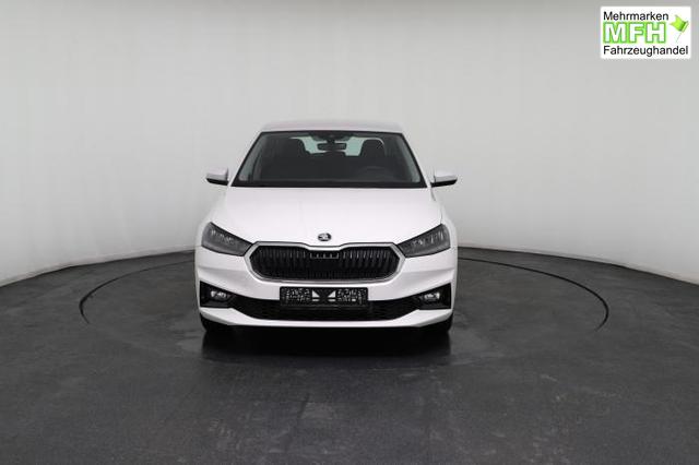 Skoda Fabia Essence (Essence) 1.0 TSI 70kW (95 PS) 5-Gang Schaltgetriebe 