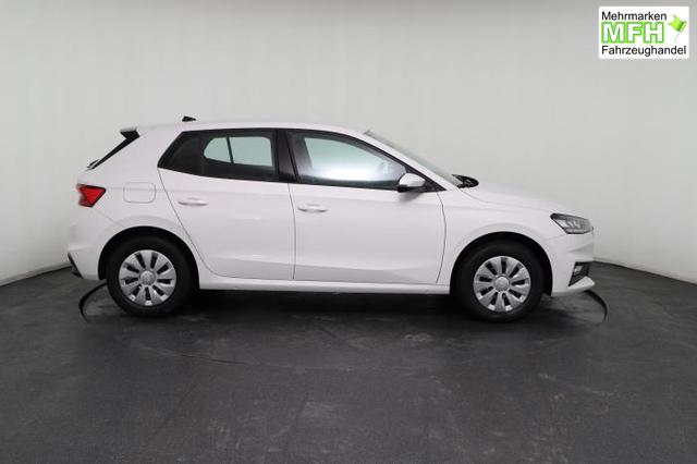 Skoda Fabia Essence (Essence) 1.0 TSI 70kW (95 PS) 5-Gang Schaltgetriebe 