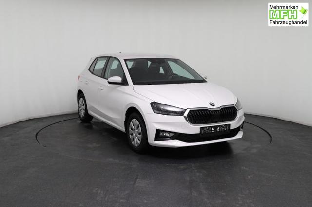 Skoda Fabia Essence (Essence) 1.0 TSI 70kW (95 PS) 5-Gang Schaltgetriebe 