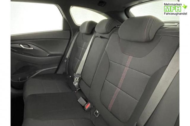 Hyundai i30 Kombi N-Line (N-Line) 1,5 T-GDi 103 kW (140 PS) 7-Gang-DCT 