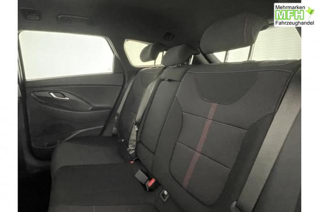 Hyundai i30 Kombi N-Line (N-Line) 1,5 T-GDi 103 kW (140 PS) 7-Gang-DCT 