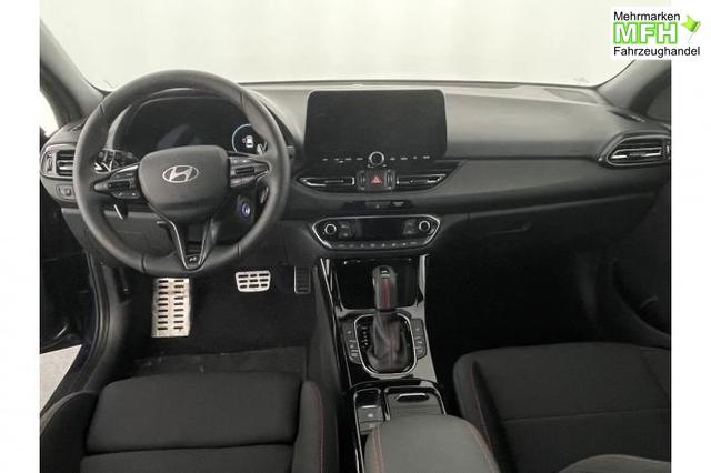 Hyundai i30 Kombi N-Line (N-Line) 1,5 T-GDi 103 kW (140 PS) 7-Gang-DCT 