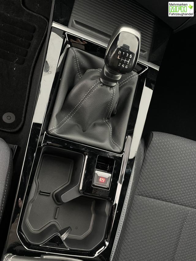 Opel Astra Sports Tourer Edition (Edition) 1.2 Turbo Benzin 96kW (130 PS) 6-Gang Schaltgetriebe 