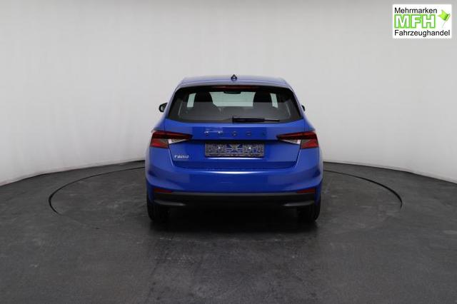 Skoda Fabia Essence (Essence) 1.0 MPI 59kW (80 PS) 5-Gang-Schaltgetriebe 