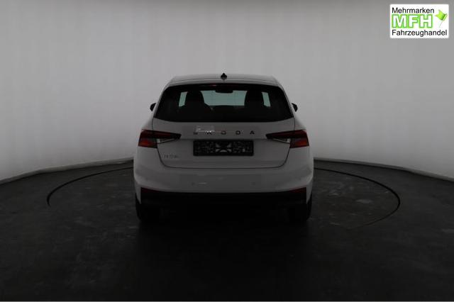 Skoda Fabia Essence (Essence) 1.0 MPI 59kW (80 PS) 5-Gang-Schaltgetriebe 