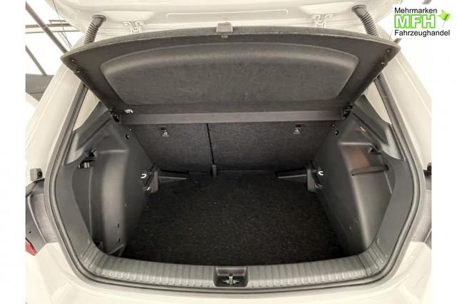 Skoda Fabia Essence (Essence) 1.0 MPI 59kW (80 PS) 5-Gang-Schaltgetriebe 