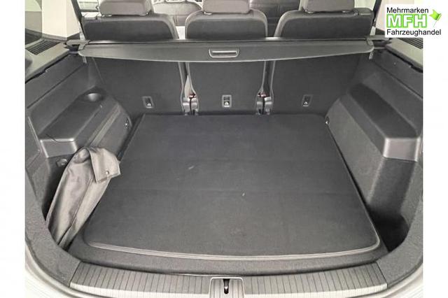 Volkswagen Touran New Edition R-Line 7-Sitzer (New R-Line) 1.5 TSI 110 kW (150 PS) 7-Gang DSG 