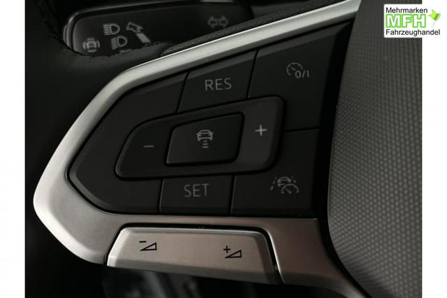 Volkswagen Touran New Edition R-Line 7-Sitzer (New R-Line) 1.5 TSI 110 kW (150 PS) 7-Gang DSG 