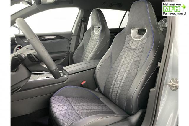 Volkswagen Passat Variant R-Line (R-Line) 2.0 TSI 195kW (265 PS) 7-Gang DSG 4MOTION 