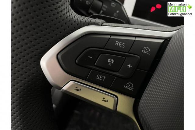 Volkswagen Passat Variant R-Line (R-Line) 2.0 TSI 195kW (265 PS) 7-Gang DSG 4MOTION 