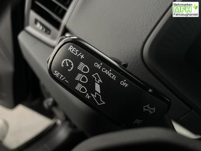 Skoda Karoq Selection (Selection) 1.5 TSI 110kW (150 PS) 7-Gang-DSG 