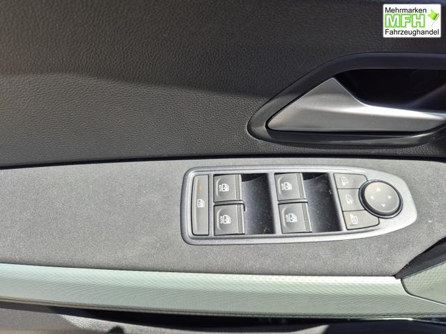 Dacia Duster Extreme Hybrid 140PS Automatik 1.6 SCE 4x Kamera elektr.Parkbremse Teil-Leder Klimaautomatik Bluetooth Apple Carplay Android Auto PDC v+h 2xKeyless 18"LM 