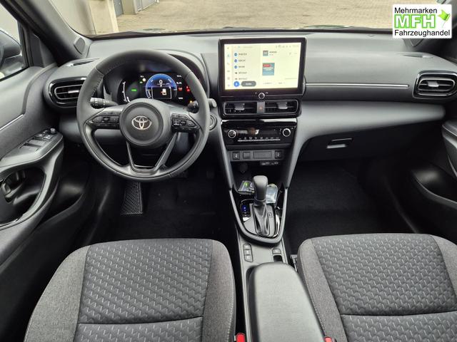 Toyota Yaris Cross 1.5VVT-iE 130PS Automatik Teamplayer Klimaautomatik Sitzheizung Lenkradheizung PDC v+h Rückf.Kamera 17-LM abged.Scheiben 2xKeyless DAB+ Bluetooth Touchscreen Apple CarPlay Android Auto 