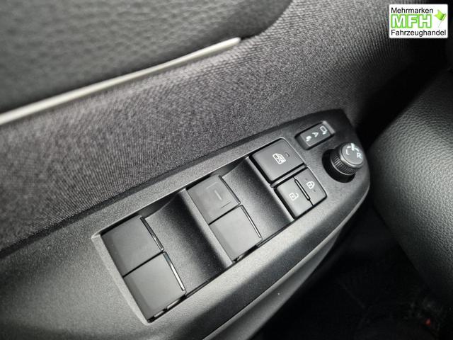 Toyota Yaris Cross 1.5VVT-iE 130PS Automatik Teamplayer Klimaautomatik Sitzheizung Lenkradheizung PDC v+h Rückf.Kamera 17-LM abged.Scheiben 2xKeyless DAB+ Bluetooth Touchscreen Apple CarPlay Android Auto 