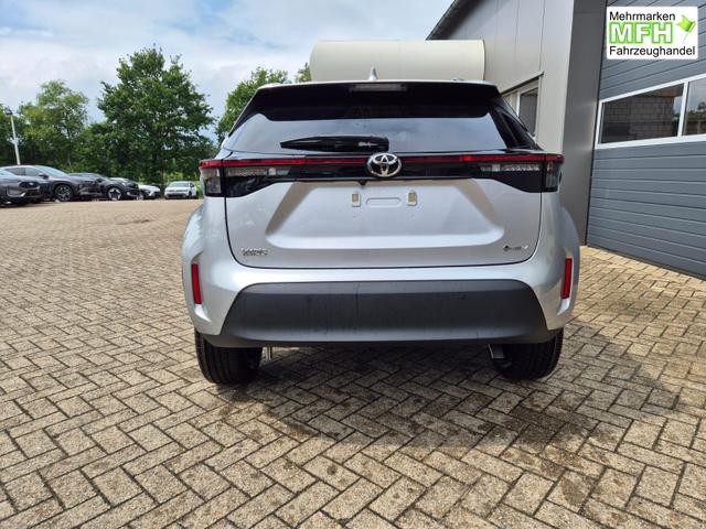 Toyota Yaris Cross 1.5VVT-iE 130PS Automatik Teamplayer Klimaautomatik Sitzheizung Lenkradheizung PDC v+h Rückf.Kamera 17-LM abged.Scheiben 2xKeyless DAB+ Bluetooth Touchscreen Apple CarPlay Android Auto 