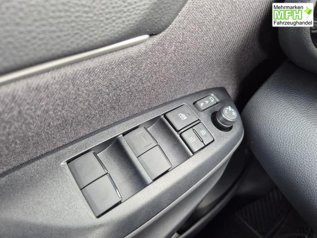 Toyota Yaris Cross 1.5VVT-iE 130PS Automatik Teamplayer Klimaautomatik Sitzheizung Lenkradheizung PDC v+h Rückf.Kamera 17-LM abged.Scheiben 2xKeyless DAB+ Bluetooth Touchscreen Apple CarPlay Android Auto 