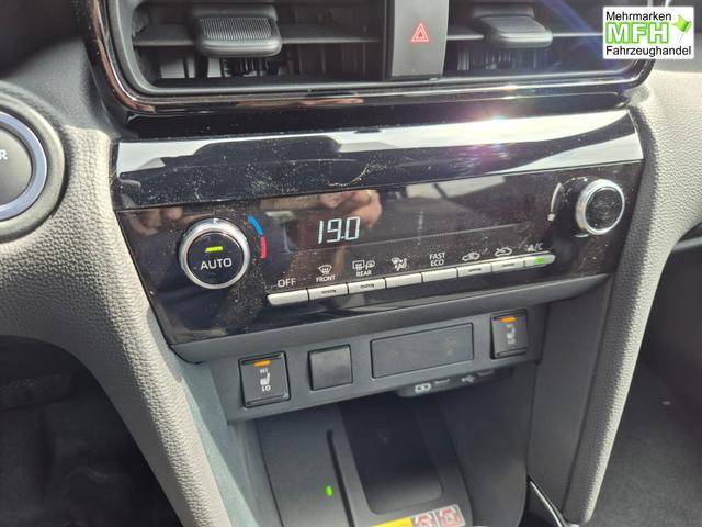 Toyota Yaris Cross 1.5VVT-iE 130PS Automatik Teamplayer Klimaautomatik Sitzheizung Lenkradheizung PDC v+h Rückf.Kamera 17-LM abged.Scheiben 2xKeyless DAB+ Bluetooth Touchscreen Apple CarPlay Android Auto 