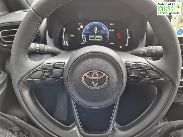 Toyota Yaris Cross 1.5VVT-iE 130PS Automatik Teamplayer Klimaautomatik Sitzheizung Lenkradheizung PDC v+h Rückf.Kamera 17-LM abged.Scheiben 2xKeyless DAB+ Bluetooth Touchscreen Apple CarPlay Android Auto 