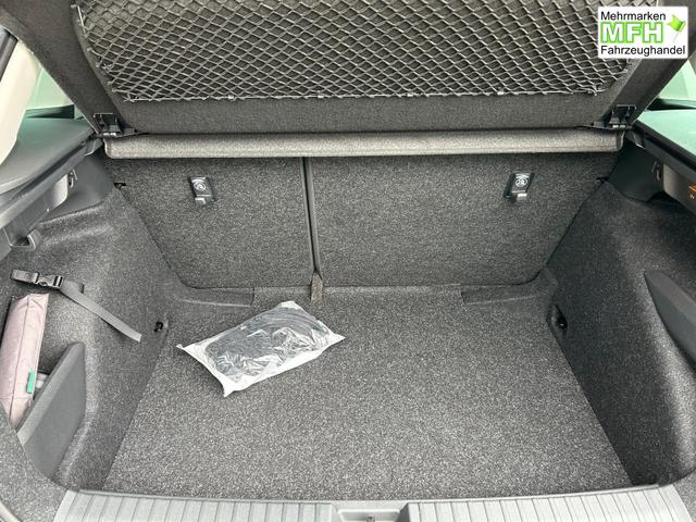 Skoda Kamiq 1.0 TSI 115PS DSG Selection Matrix-LED Sitzheizung Garantieverl&auml;ngerung Klimaautomatik Parksensoren Skoda-Radio drahtlos Apple CarPlay + Android Auto Digital Cockpit Tempomat abg.Scheiben 