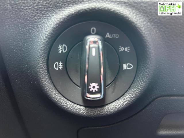 Skoda Kamiq 1.0 TSI 115PS DSG Selection Matrix-LED Sitzheizung Garantieverl&auml;ngerung Klimaautomatik Parksensoren Skoda-Radio drahtlos Apple CarPlay + Android Auto Digital Cockpit Tempomat abg.Scheiben 