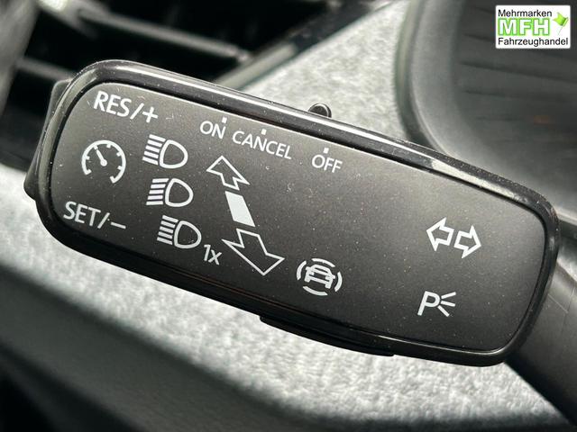 Skoda Kamiq 1.0 TSI 115PS DSG Selection Matrix-LED Sitzheizung Garantieverl&auml;ngerung Klimaautomatik Parksensoren Skoda-Radio drahtlos Apple CarPlay + Android Auto Digital Cockpit Tempomat abg.Scheiben 