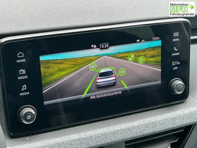 Skoda Kamiq 1.0 TSI 115PS DSG Selection Matrix-LED Sitzheizung Garantieverl&auml;ngerung Klimaautomatik Parksensoren Skoda-Radio drahtlos Apple CarPlay + Android Auto Digital Cockpit Tempomat abg.Scheiben 