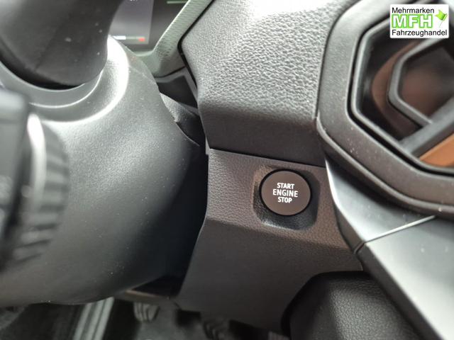 Dacia Duster Extreme 4x4 130PS 1.2 TCe 4x Kamera Lenkradheizung Sitzheizung Klimaautomatik Teil-Leder elektr.Parkbremse Bluetooth Apple Carplay Android Auto PDC v+h 2xKeyless 18-LM Ganzj.Reifen 