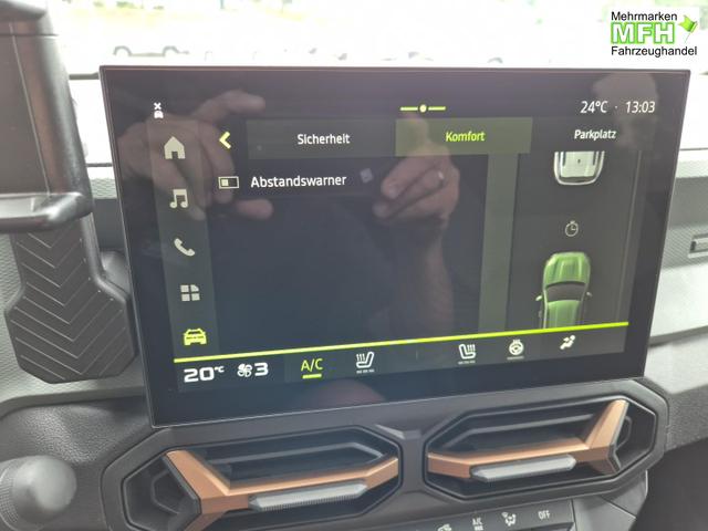 Dacia Duster Extreme 4x4 130PS 1.2 TCe 4x Kamera Lenkradheizung Sitzheizung Klimaautomatik Teil-Leder elektr.Parkbremse Bluetooth Apple Carplay Android Auto PDC v+h 2xKeyless 18-LM Ganzj.Reifen 