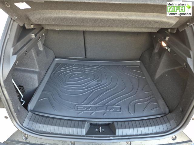 Dacia Duster Extreme 4x4 130PS 1.2 TCe 4x Kamera Lenkradheizung Sitzheizung Klimaautomatik Teil-Leder elektr.Parkbremse Bluetooth Apple Carplay Android Auto PDC v+h 2xKeyless 18-LM Ganzj.Reifen 