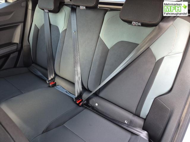 Dacia Duster Extreme 4x4 130PS 1.2 TCe 4x Kamera Lenkradheizung Sitzheizung Klimaautomatik Teil-Leder elektr.Parkbremse Bluetooth Apple Carplay Android Auto PDC v+h 2xKeyless 18-LM Ganzj.Reifen 