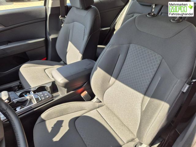 Kia Sportage Vision 1.6 T-GDi 150PS Automatik NEUES MODELL MY26 FACELIFT Sitzheizung Lenkradheizung Klimaautomatik Navi Bluetooth Touchscreen Apple CarPlay Android Auto PDC v+h 17"LM R&uuml;ckf.Kamera ACC 2x Keyless 