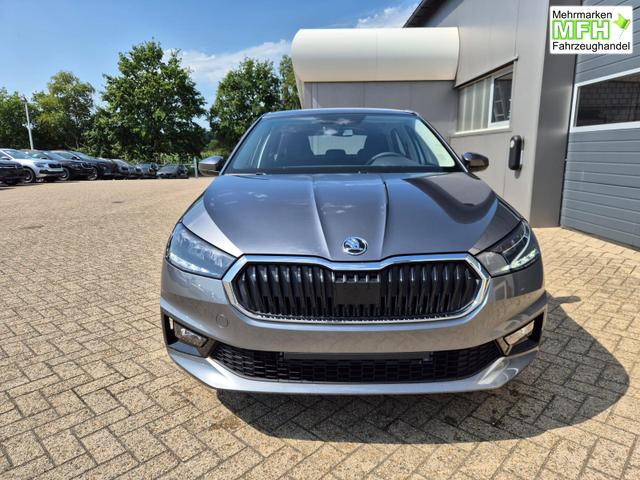 Skoda Fabia 1.0 TSI 115PS DSG Selection 5-t&uuml;rig R&uuml;ckf.Kamera Parksensoren Sitzheizung Multifunktionslenkrad Klima Skoda-Radio Bluetooth Touchscreen Tempomat Nebelsch. Apple CarPlay + Android Auto 