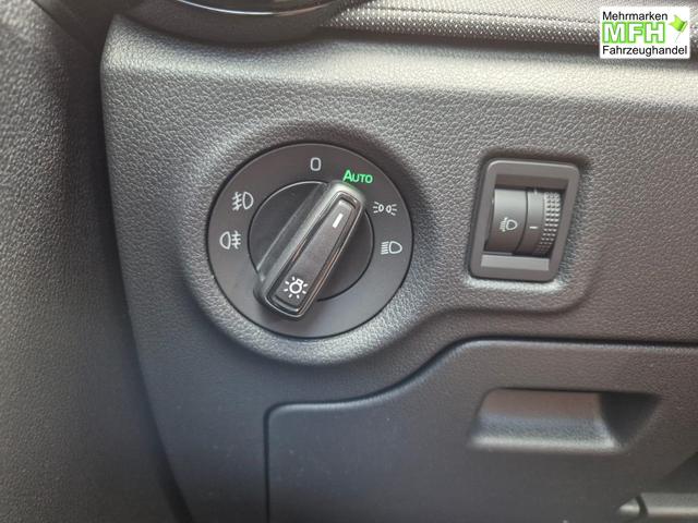 Skoda Fabia 1.0 TSI 115PS DSG Selection 5-türig Rückf.Kamera Parksensoren Sitzheizung Multifunktionslenkrad Klima Skoda-Radio Bluetooth Touchscreen Tempomat Nebelsch. Apple CarPlay + Android Auto 