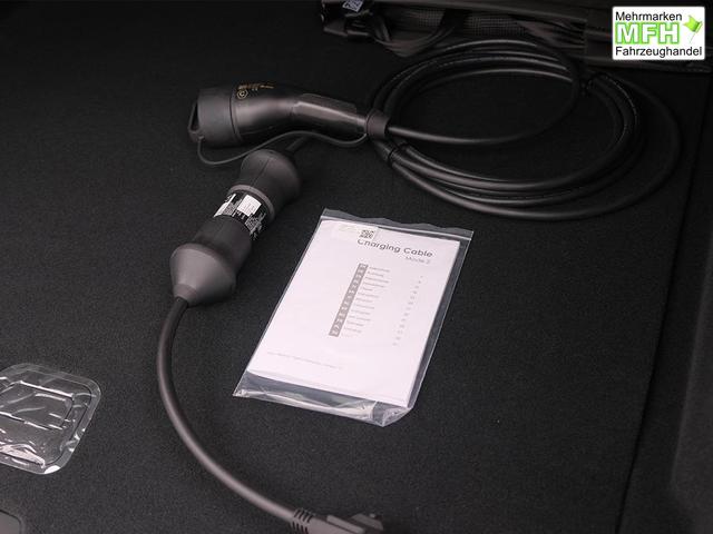 Volvo XC60 T6 Ultra AWD PHEV 350PS Automatik FACELIFT elektr. PanoDach Nordico-Polsterung 360&deg;Kamera PDC v+h ACC el.Heckklappe Harman/Kardon-Sound Klimaautomatik Standheizung Sitzheizung Lenkradheizung Frontscheibe beheizb. Navi 