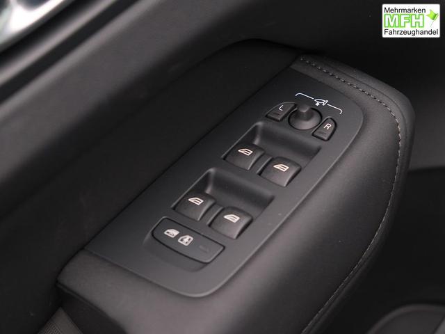 Volvo XC60 T6 Ultra AWD PHEV 350PS Automatik FACELIFT elektr. PanoDach Nordico-Polsterung 360&deg;Kamera PDC v+h ACC el.Heckklappe Harman/Kardon-Sound Klimaautomatik Standheizung Sitzheizung Lenkradheizung Frontscheibe beheizb. Navi 