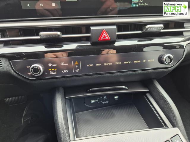 Kia Sportage Spirit 1.6 T-GDI 150PS DCT NEUES MODELL MY26 FACELIFT Teil-Leder 18"LM Sitzheizung v+h Lenkradheizung Klimaautomatik ACC Navi Bluetooth Touchscreen Apple CarPlay Android Auto PDC R&uuml;ckf.Kamera 2x Keyless 