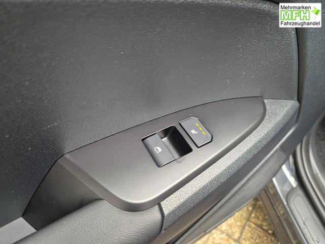 Kia Sportage Spirit 1.6 T-GDI 150PS DCT NEUES MODELL MY26 FACELIFT Teil-Leder 18"LM Sitzheizung v+h Lenkradheizung Klimaautomatik ACC Navi Bluetooth Touchscreen Apple CarPlay Android Auto PDC R&uuml;ckf.Kamera 2x Keyless 