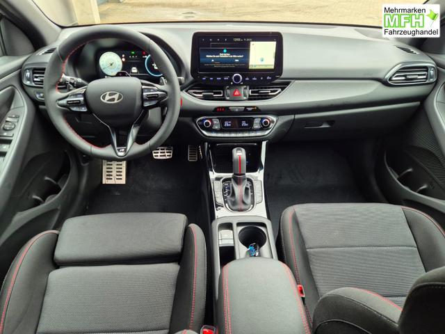 Hyundai i30 Kombi 1.6 T-GDI 150PS Automatik N-Line MY2026 Sitzheizung Lenkradheizung Klimaautomatik Navi 10,3"-Touchscreen Bluelink Apple CarPlay + Android Auto PDC v+h R&uuml;ckf.Kamera 18-LM 
