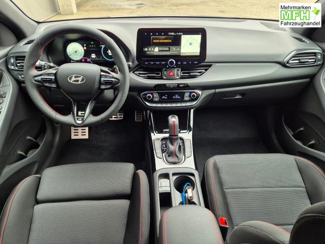 Hyundai i30 Kombi 1.6 T-GDI 150PS Automatik N-Line MY2026 Sitzheizung Lenkradheizung Klimaautomatik Navi 10,3"-Touchscreen Bluelink Apple CarPlay + Android Auto PDC v+h R&uuml;ckf.Kamera 18-LM 