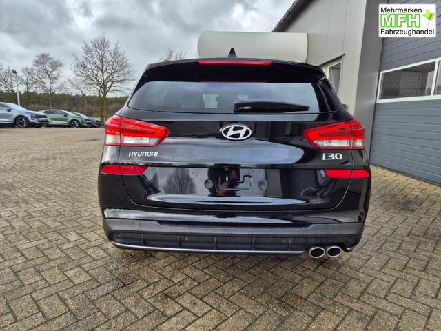 Hyundai i30 Kombi 1.6 T-GDI 150PS Automatik N-Line MY2026 Sitzheizung Lenkradheizung Klimaautomatik Navi 10,3"-Touchscreen Bluelink Apple CarPlay + Android Auto PDC v+h R&uuml;ckf.Kamera 18-LM 