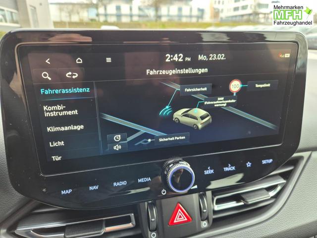 Hyundai i30 Kombi 1.6 T-GDI 150PS Automatik N-Line MY2026 Sitzheizung Lenkradheizung Klimaautomatik Navi 10,3"-Touchscreen Bluelink Apple CarPlay + Android Auto PDC v+h R&uuml;ckf.Kamera 18-LM 