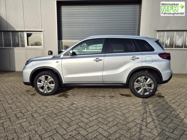 Suzuki Vitara Comfort 110PS Automatik MHEV 1.4 Boosterjet Klimaautomatik Sitzheizung Navi ACC PDC R&uuml;ckf.Kamera Suzuki-Radio Apple CarPlay Android Auto Touchscreen 2xKeyless 17-LM 