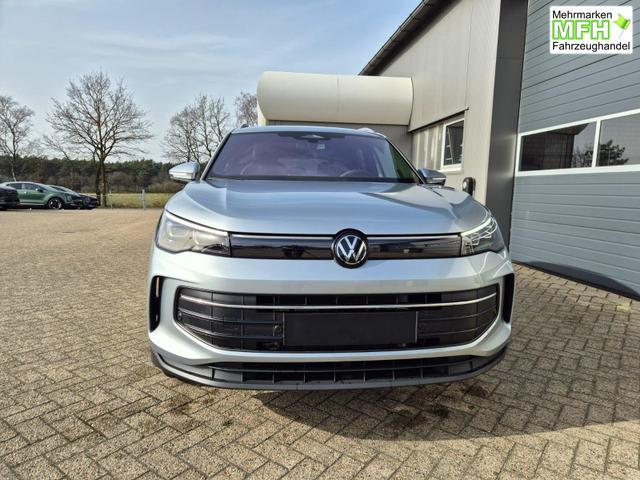 Volkswagen Tiguan Life 1,5 l eHybrid OPF 204PS DSG Design Paket "Dark" LED-Plus-Scheinw. elektr. Heckklappe Sitzheizung v+h Lenkradheizung R&uuml;ckf.Kamera Klimaautomatik VW-Radio Bluetooth wireless Apple CarPlay + Android Auto PDC ACC 2xKeyless Digital Cockpit 