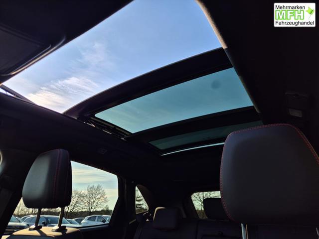 Ford Kuga ST-Line X 243PS PHEV Automatik Black Package Matrix-LED schwenkb. AHK elektr. PanoDach Sitzheizung v+h Lenkradheizung Frontscheibe beheizb. Navi SYNC4 Apple CarPlay Android Auto Touchscreen PDC 4xKamera 2xKeyless B+O Sound 20"LM vollelektr. Reic 