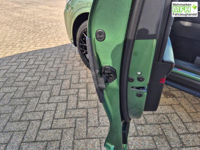 Ford Kuga ST-Line X 243PS PHEV Automatik Black Package Matrix-LED schwenkb. AHK elektr. PanoDach Sitzheizung v+h Lenkradheizung Frontscheibe beheizb. Navi SYNC4 Apple CarPlay Android Auto Touchscreen PDC 4xKamera 2xKeyless B+O Sound 20"LM vollelektr. Reic 