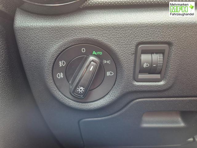 Skoda Fabia 1.0 TSI 95PS Selection 5-t&uuml;rig R&uuml;ckf.Kamera Parksensoren Sitzheizung Multifunktionslenkrad Klima Skoda-Radio Bluetooth Touchscreen Tempomat Nebelsch. Apple CarPlay + Android Auto 